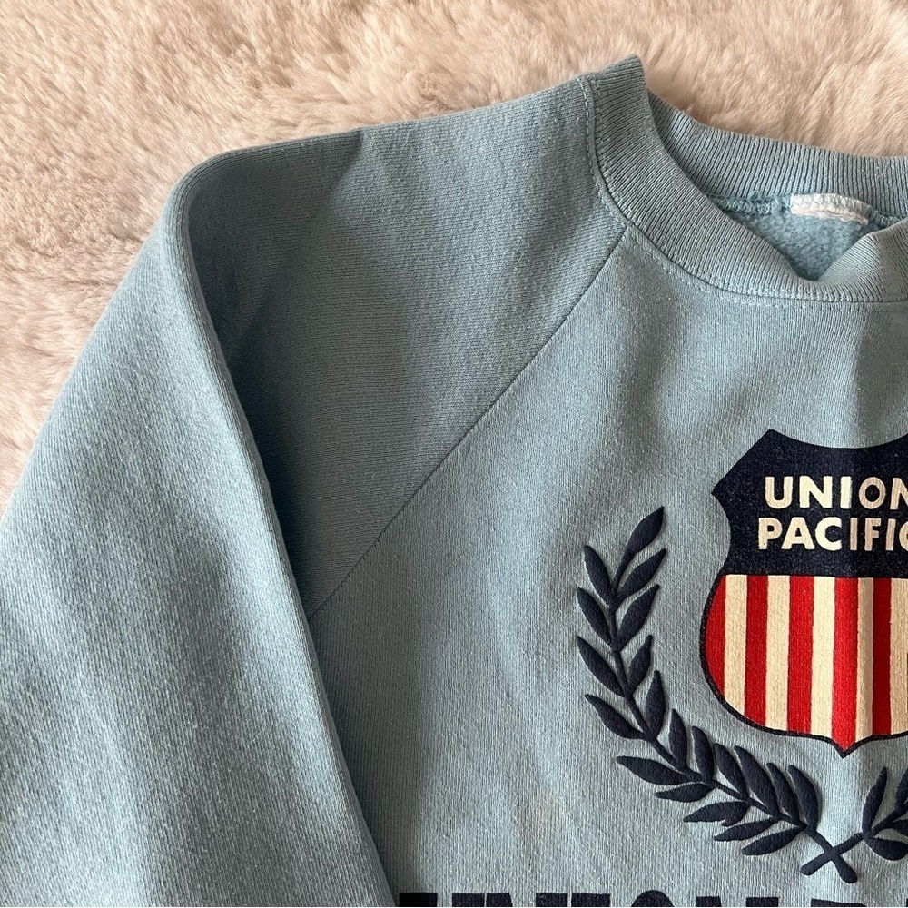 Vintage 80s Union Pacific Railroad crewneck - Picture 5 of 8